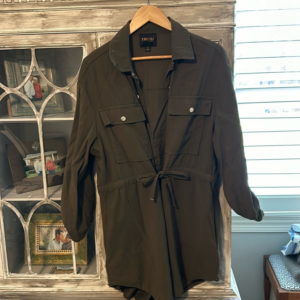 Army Green lightweight jacket, Size L